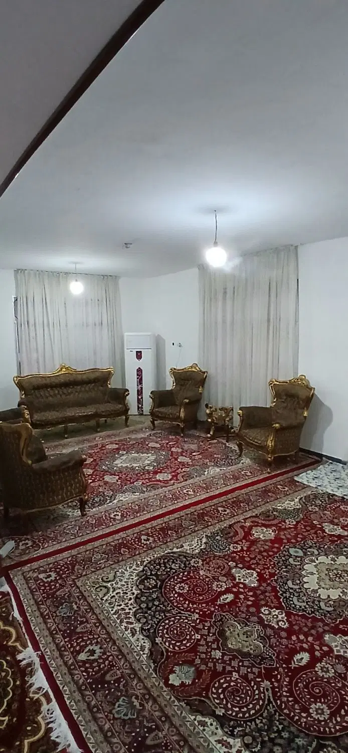 خانه روستایی دنج و آرام نزدیک زاینده رود