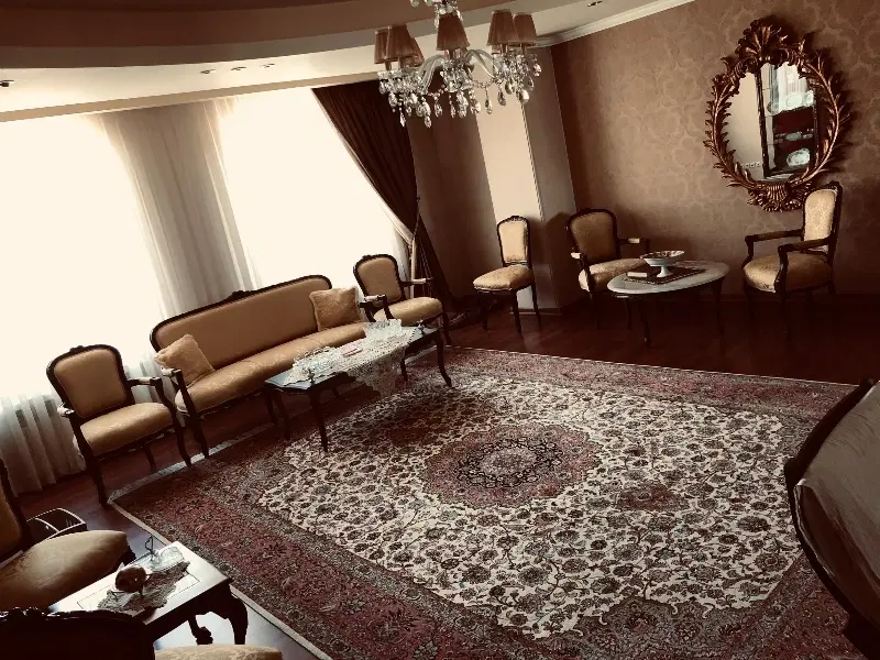 اجاره آپارتمان ۱۳۵ متری ولیعصر تختی