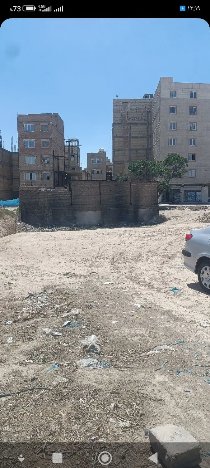زمین ۱۰۶متری