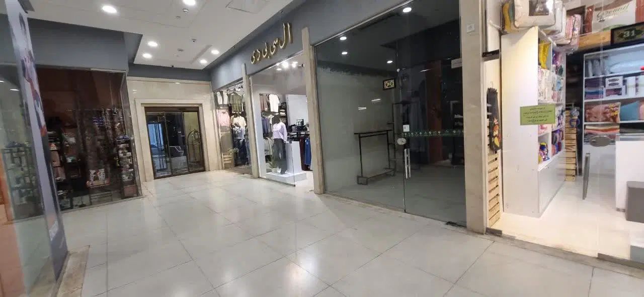 18متر مغازه برج آراد