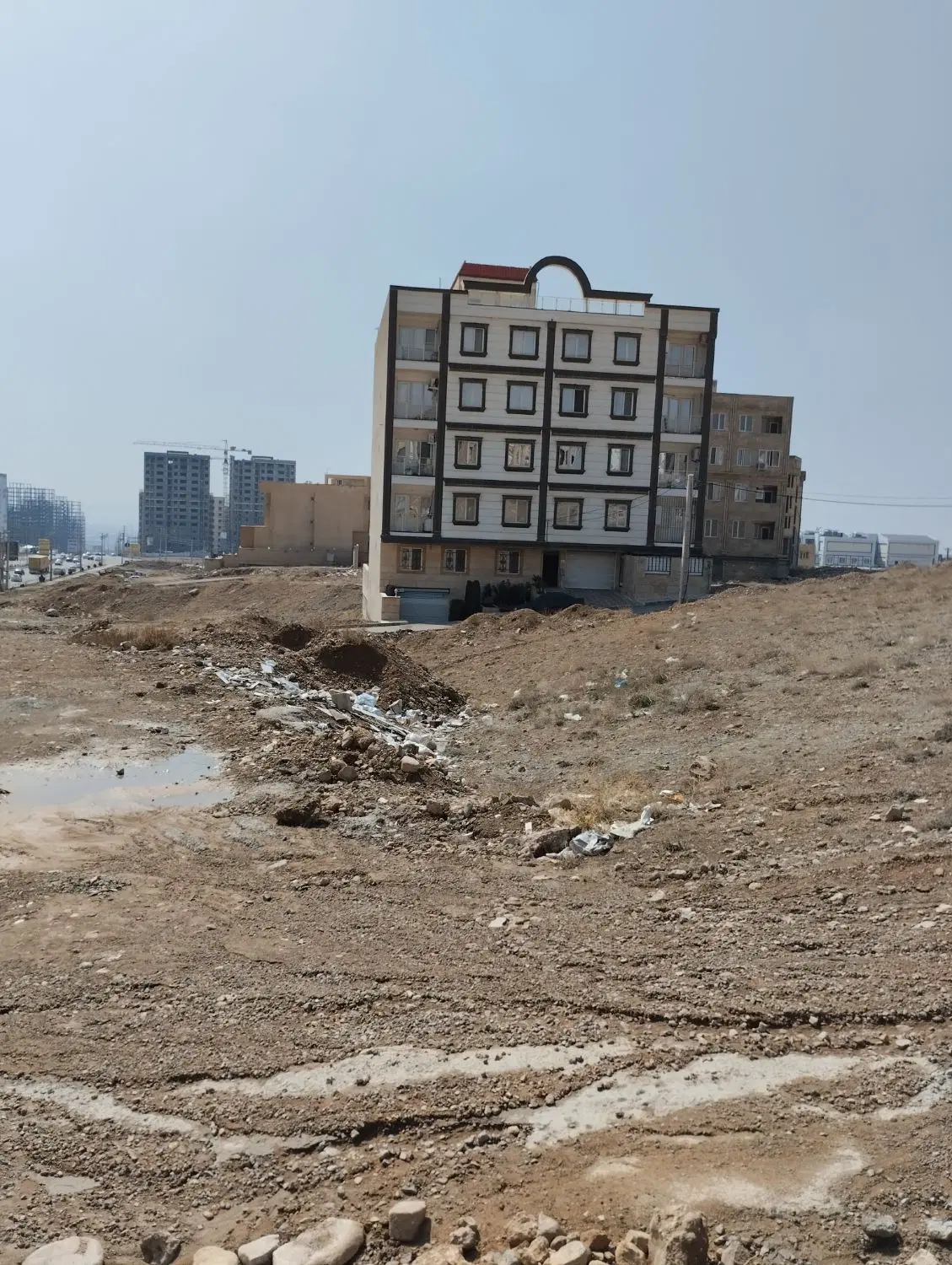 زمین مسکونی ۲۰۰ متری