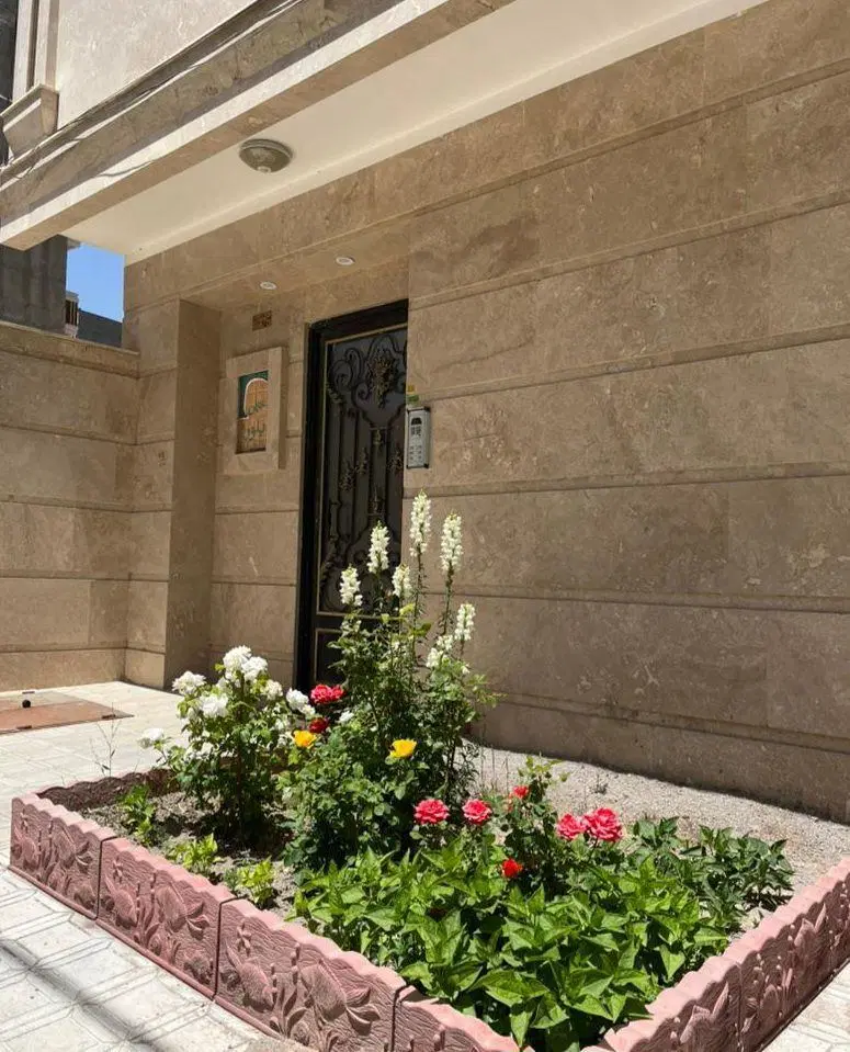 اجاره واحد ۱۸۰متری