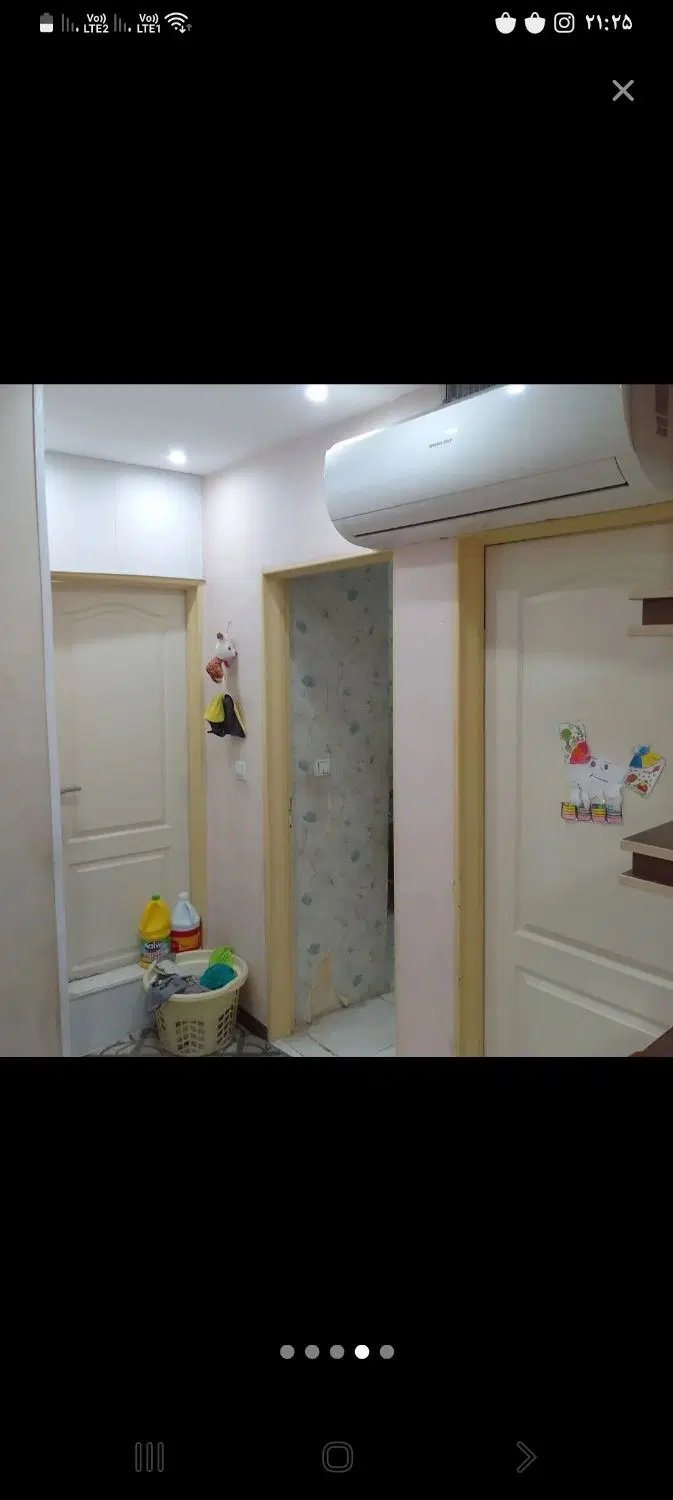 آپارتمان سه نبش  جنب میدان اصلی
