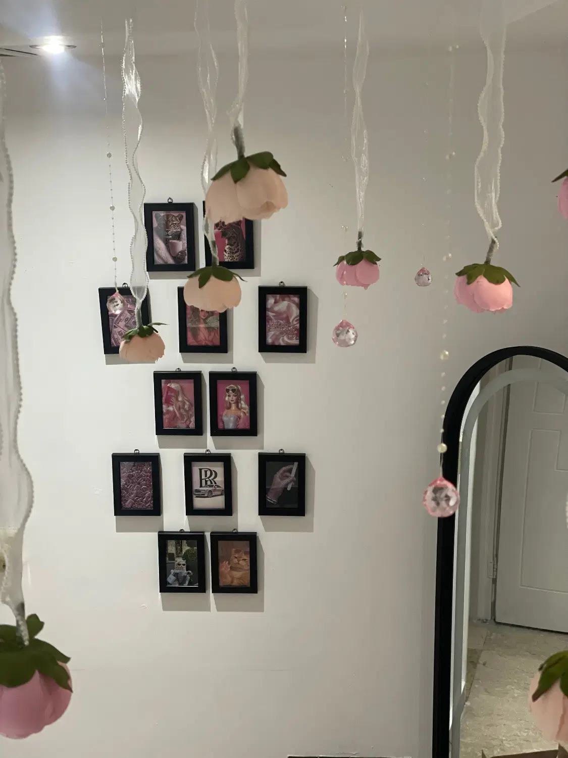 اجاره میز ناخن و اجاره تخت مژه