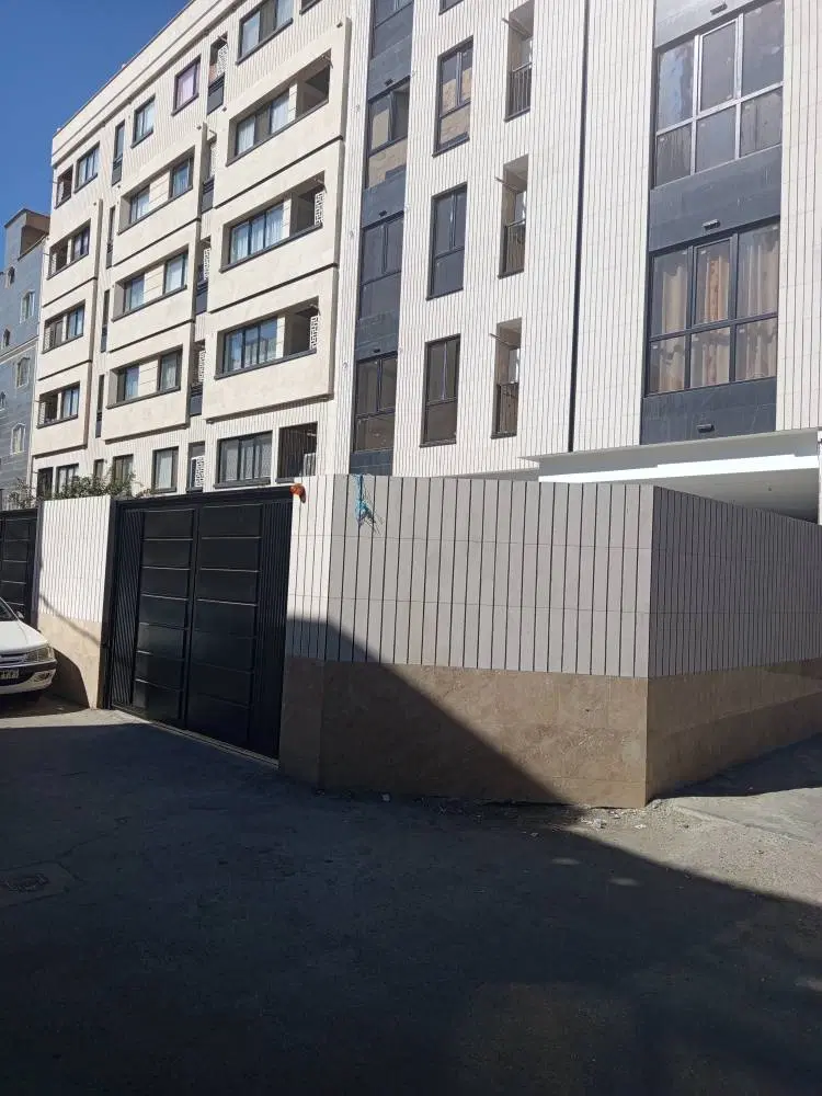 آپارتمان پارکینگ دار