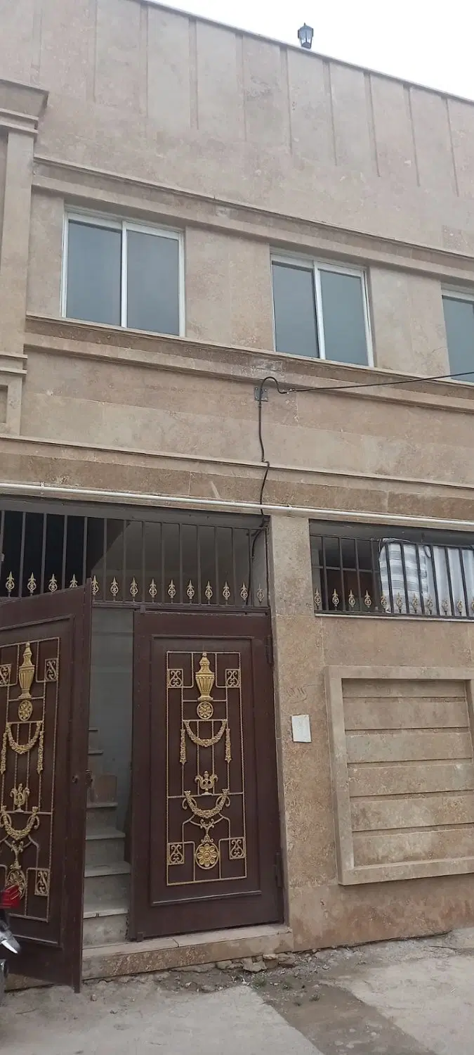 خانه ویلایی طبقه بالا