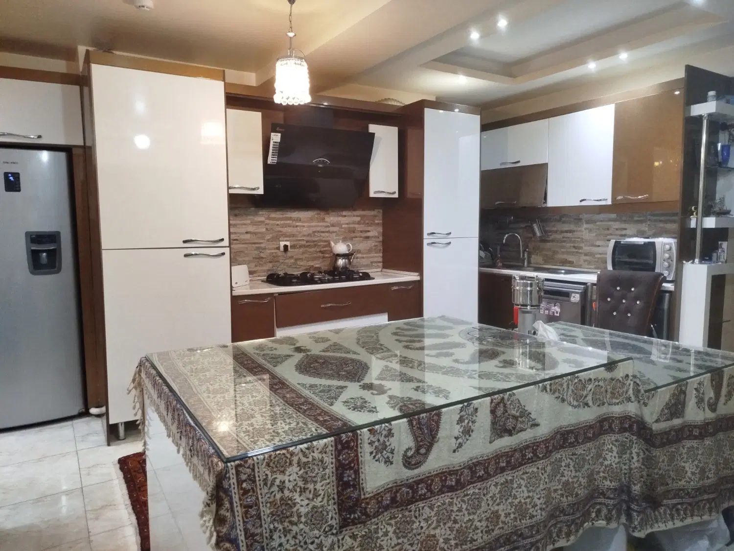 فروش آپارتمان۱۶۸متری ۳خوابه ولیعصر جنوبی