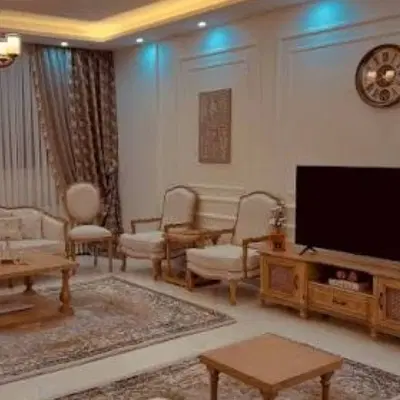 همخونه خانم