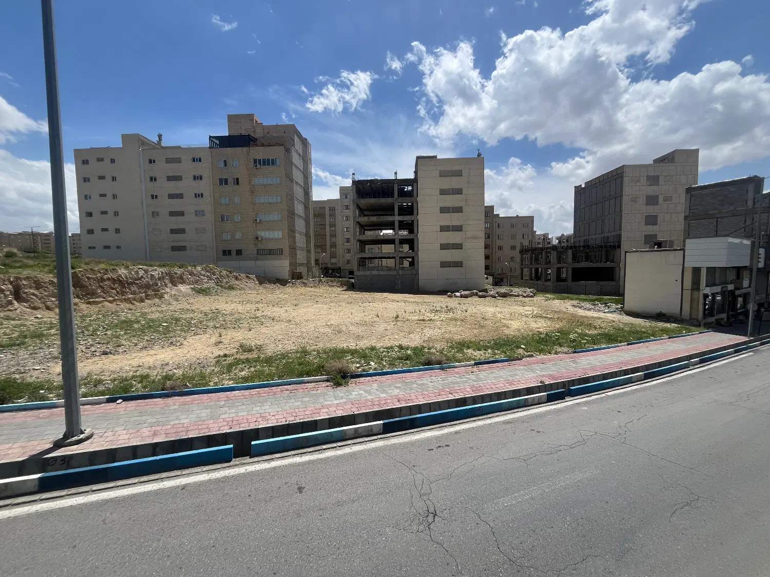 قطعه تجاری ۴۰ متری