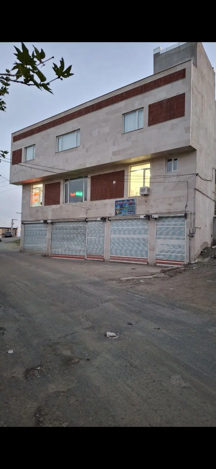فروش یک واحد تجاری 30 متری دارای سند تک برگ