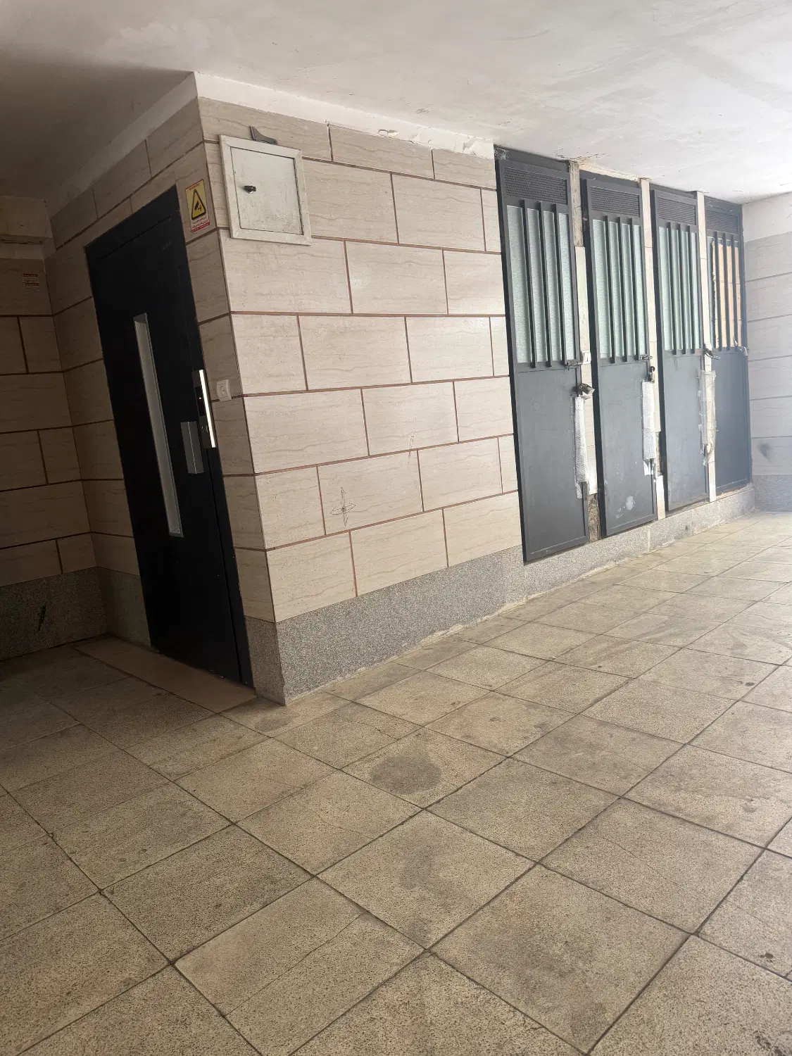 آپارتمان ۷۰ متر تک واحدی فول امکانات بریانک