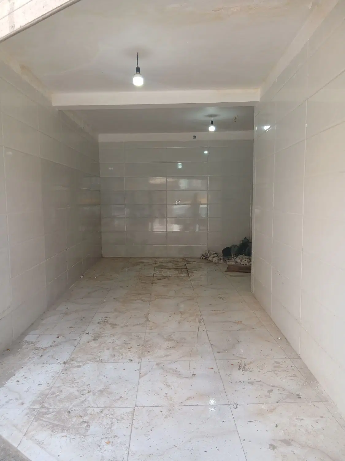 مغازه ۲۵متری ابراهیم آباد ۱۰متری کارگر