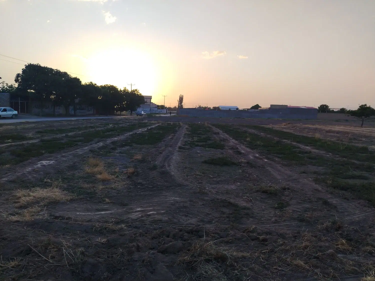 زمین فروشی ورودی ده هلاچ حدود هزار متر