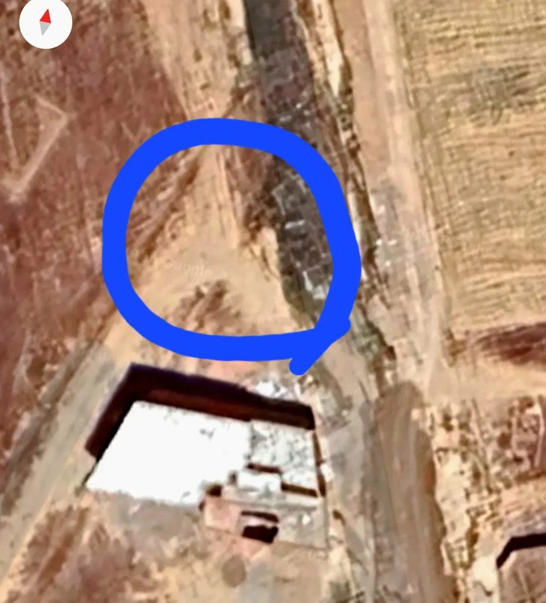 ۹۸ متر زمین اینگیجه سه نبش