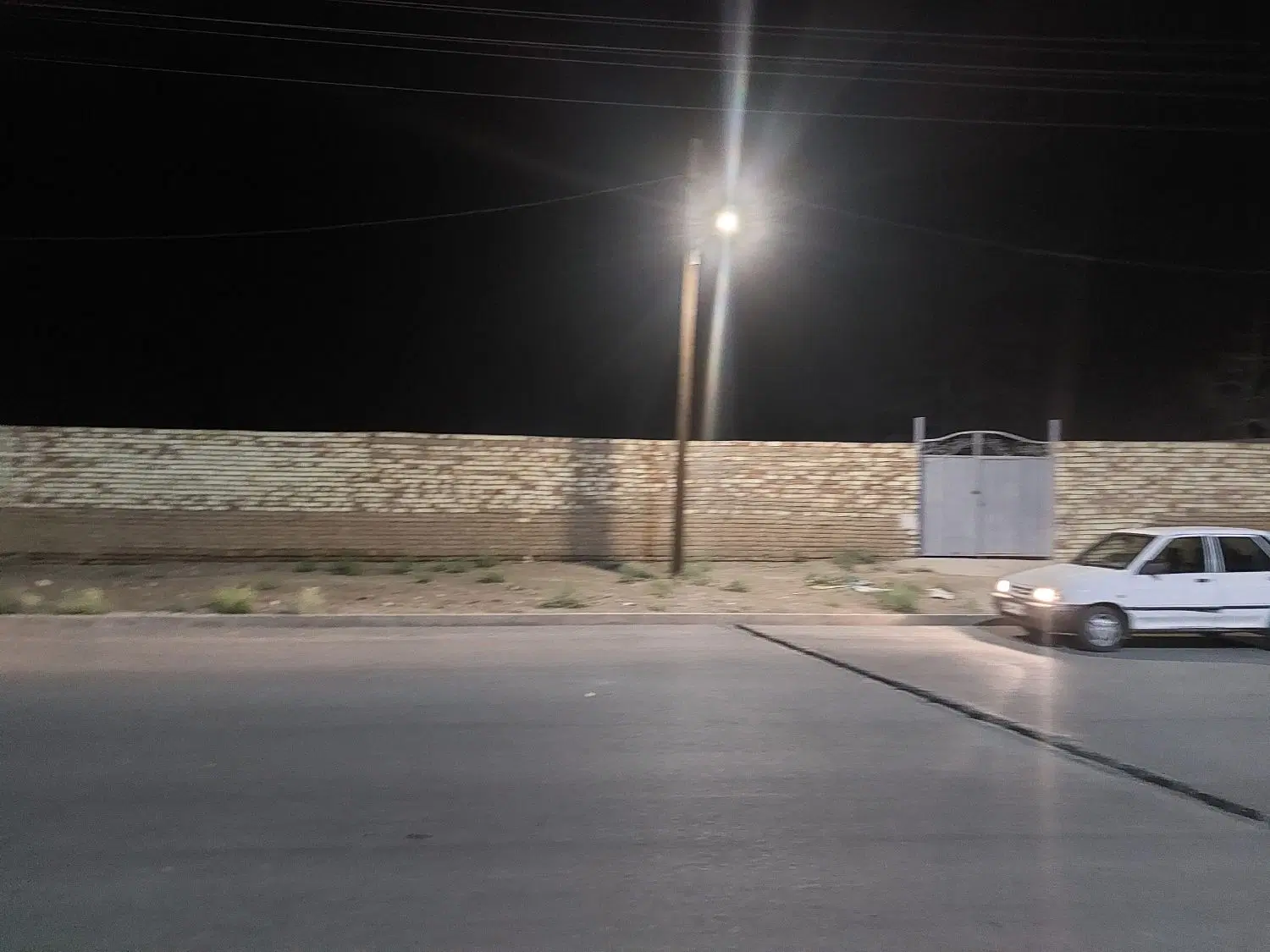 زمین چهاردیواری بحر خ اصلی ۲هزارمتر روستای باغشیخ