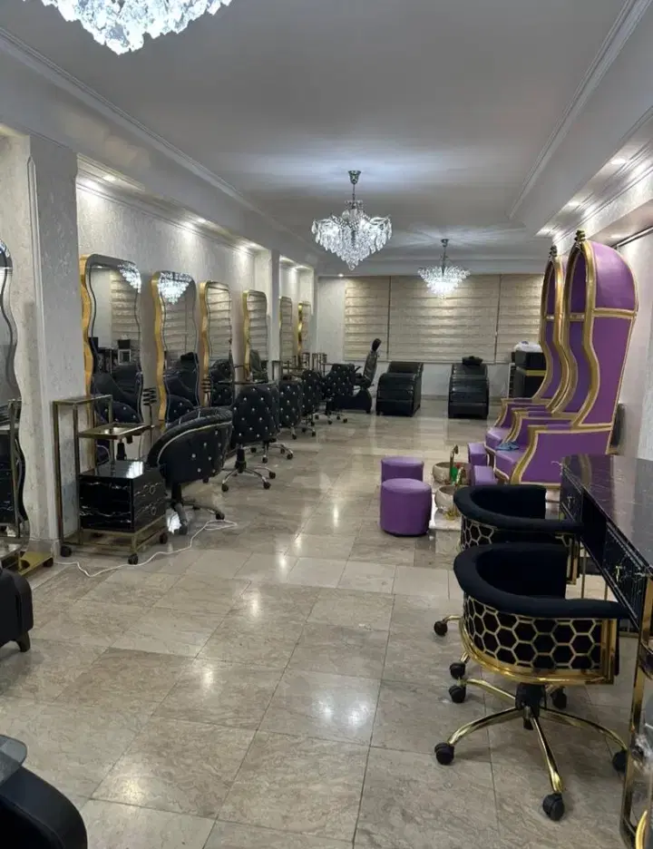اجاره اتاق ۱۲  درسالن زیبایی فردس شرق