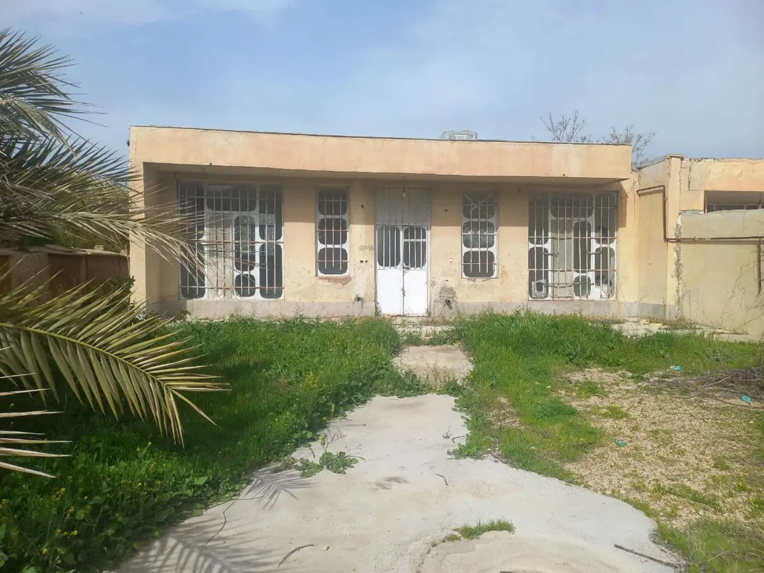 فروش یک باب منزل کلنگی قابل سکونت  به متراژ ۵۰۴