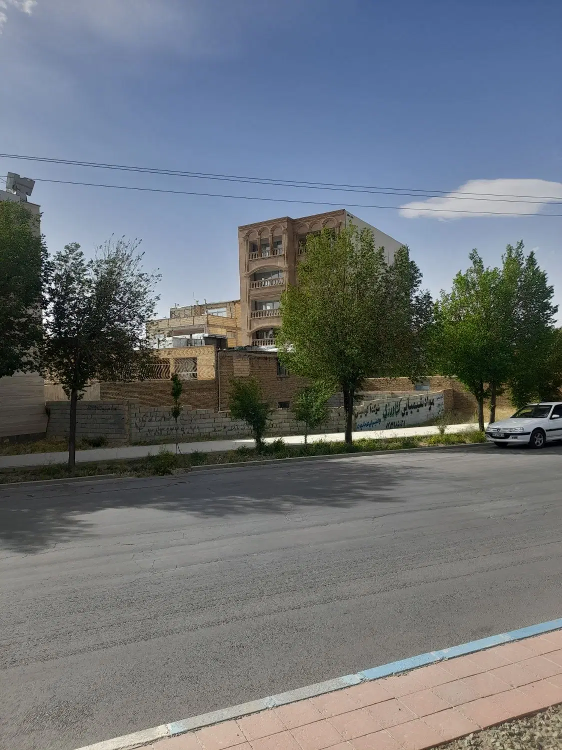زمین تجاری،مسکونی