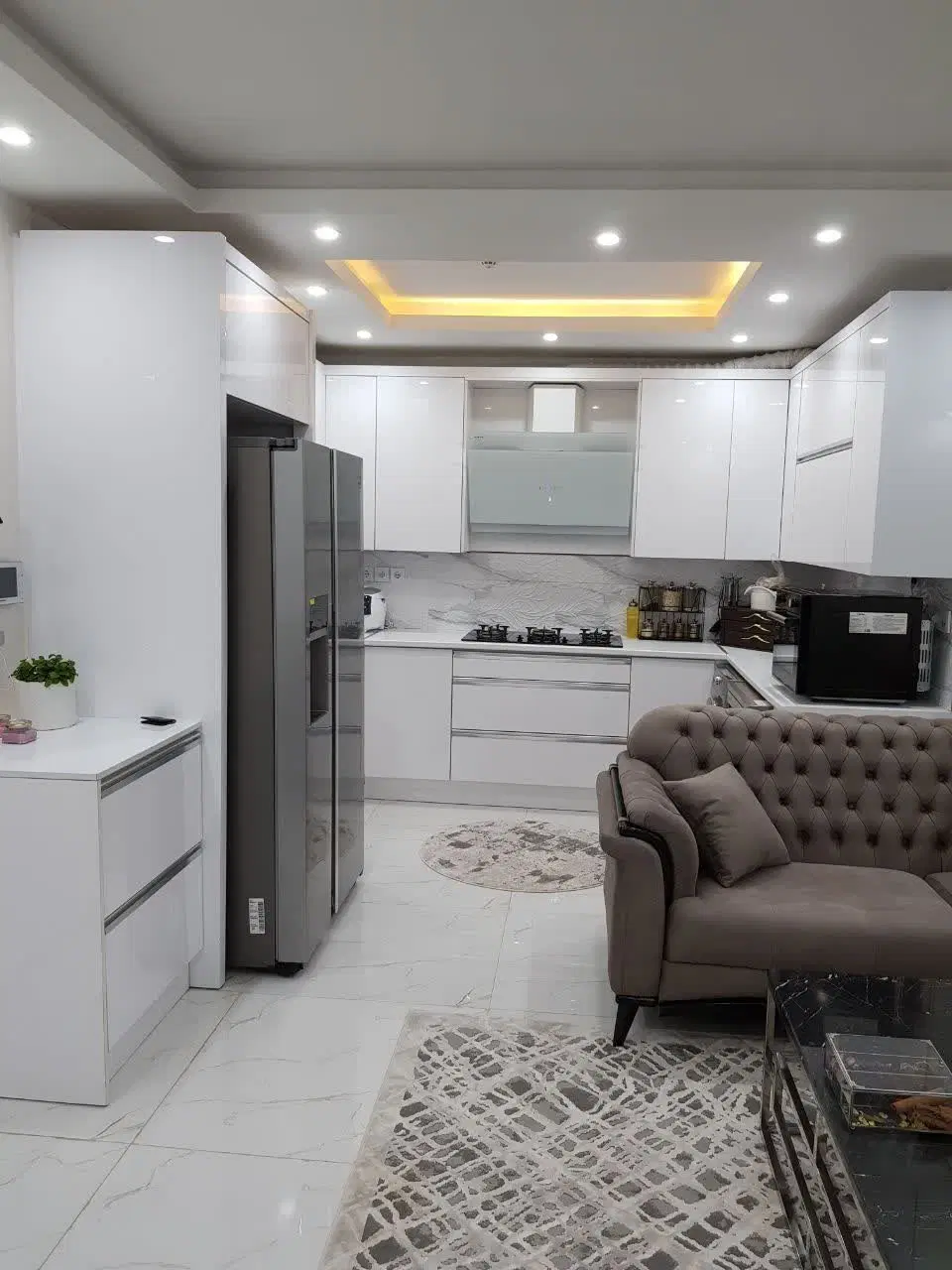 فروش آرتمان 70متری فول امکانات