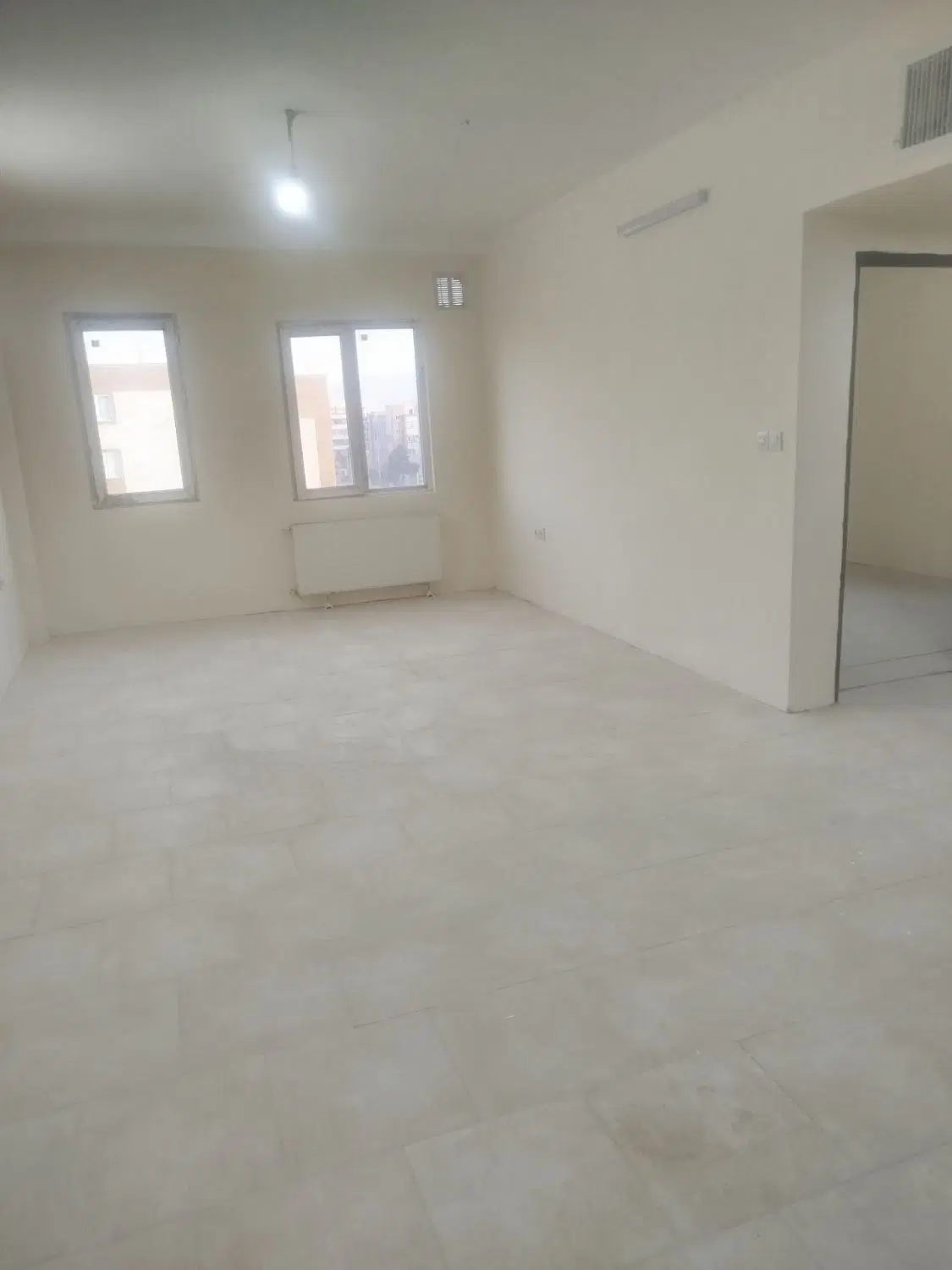 آپارتمان نیمه خام گلبهار