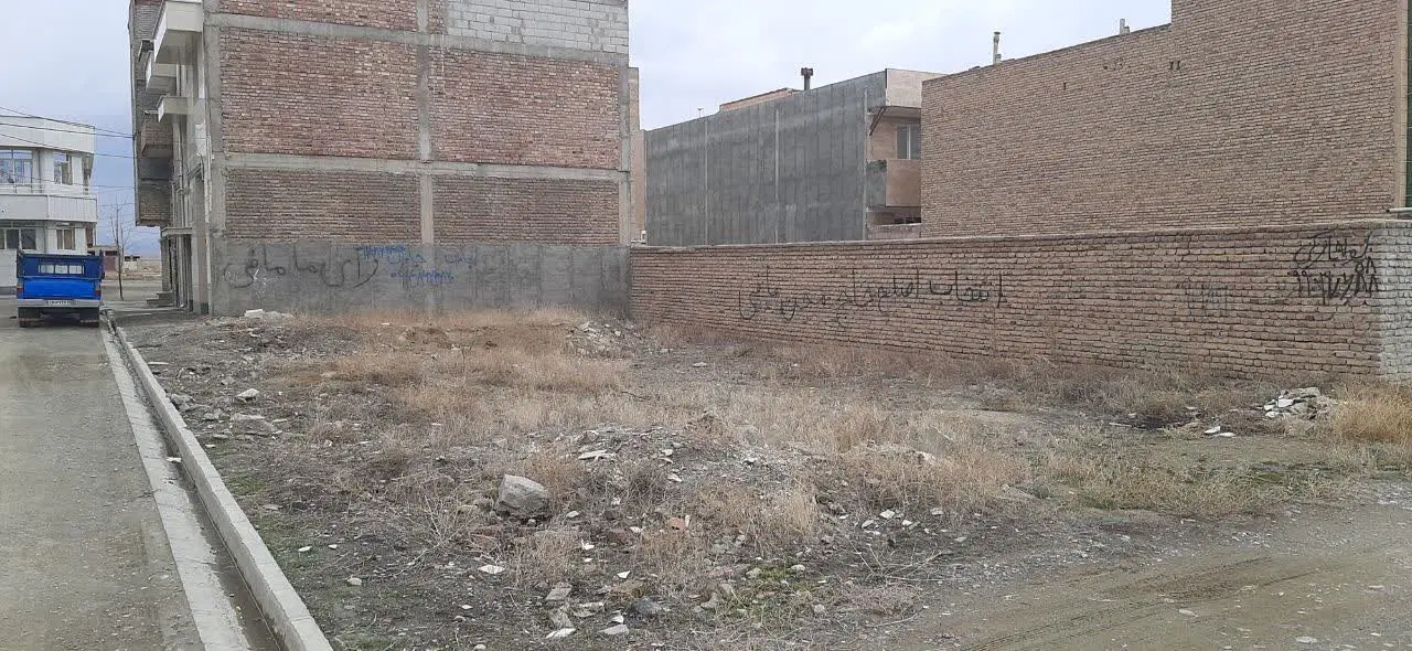 زمین مجاز تجاری-مسکونی .کوی دانش . ۴۵ متری مطهری