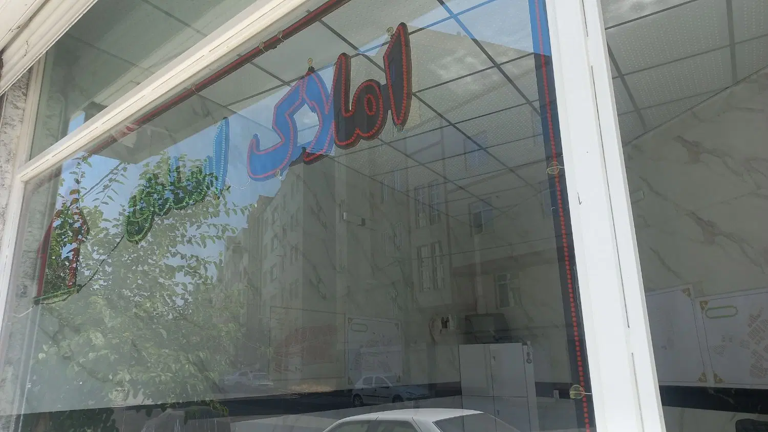 کارشناسان شهرک ساحلی مجتمع نیلی رخ
