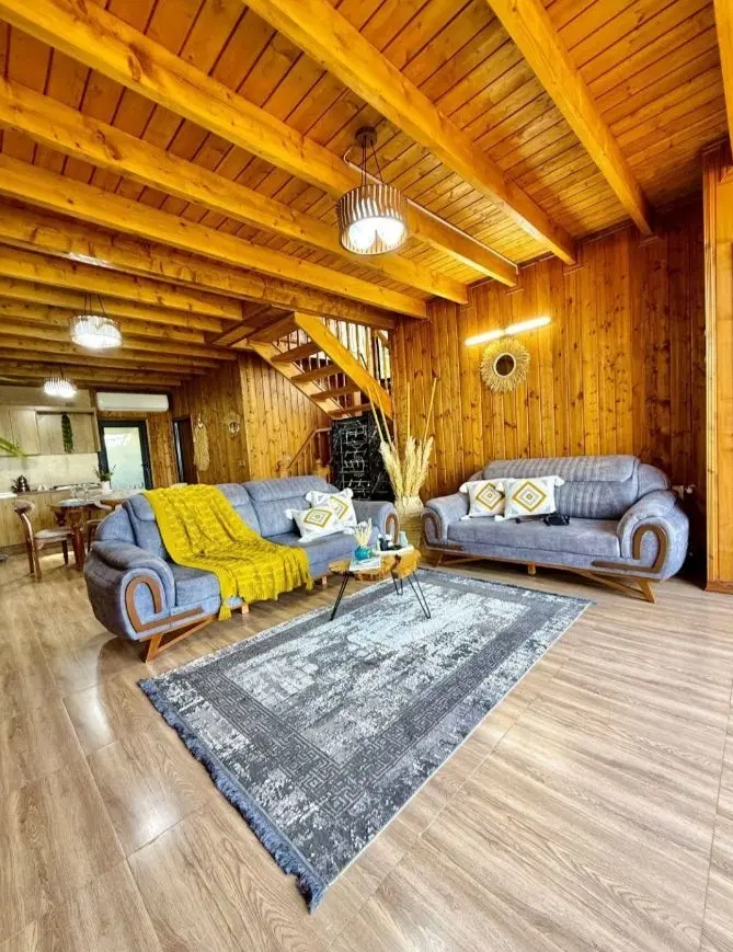 کلبه سوئیسی دل جنگل