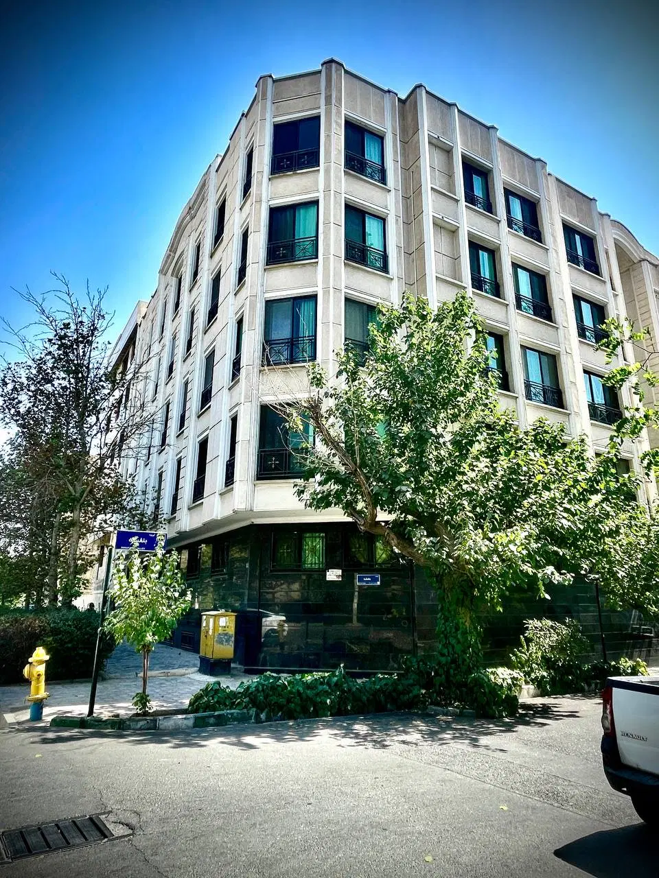 ۷۵ متر  فول_ سند اداری_ تاپ لوکیشن جنت جنوب_