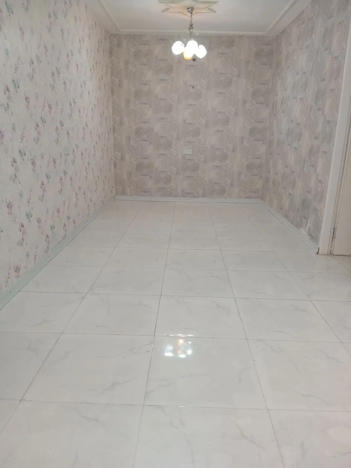 ۵۵مترهمکف کرسی بلندراه جدا صدوقی تخلیه ۹۸۰میلیون