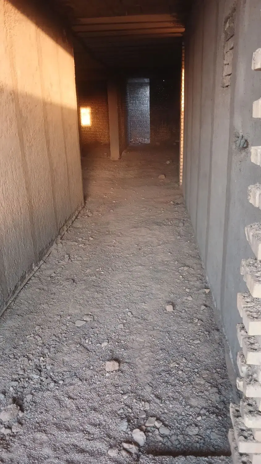 خانه نیمه کاره