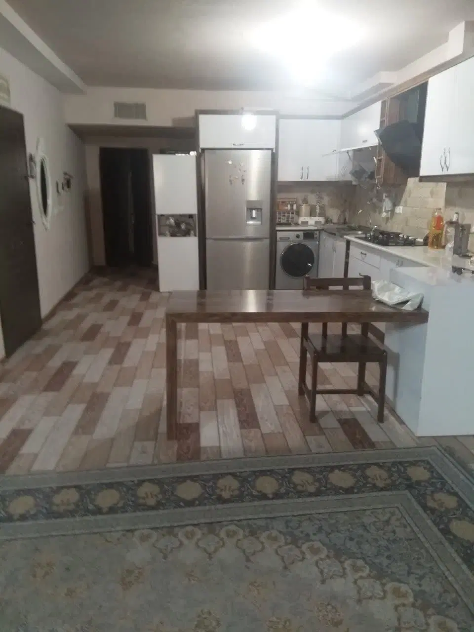ملک ۱۳۰متری توس۷۲ حاشیه امین با پارگینک و آسانسور