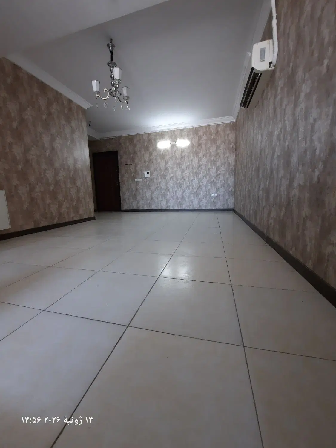 ۵۳ متر_تخلیه_تک برگ_آسانسور_رو ب نما