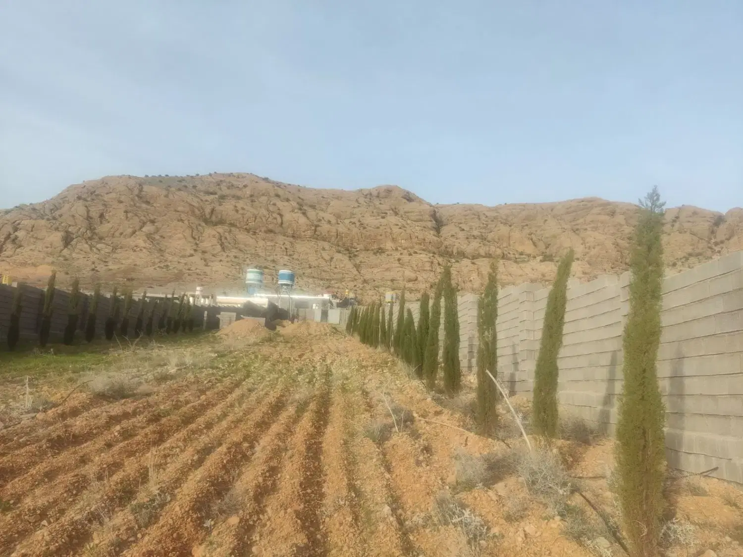 باغ ۱۴۰۰متر واقع در کلستان