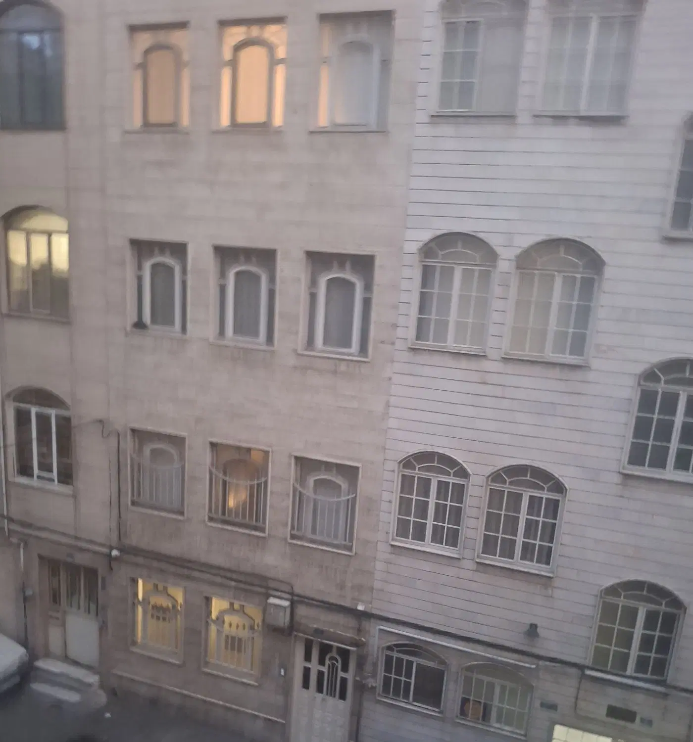 آگهی همخونه خانم