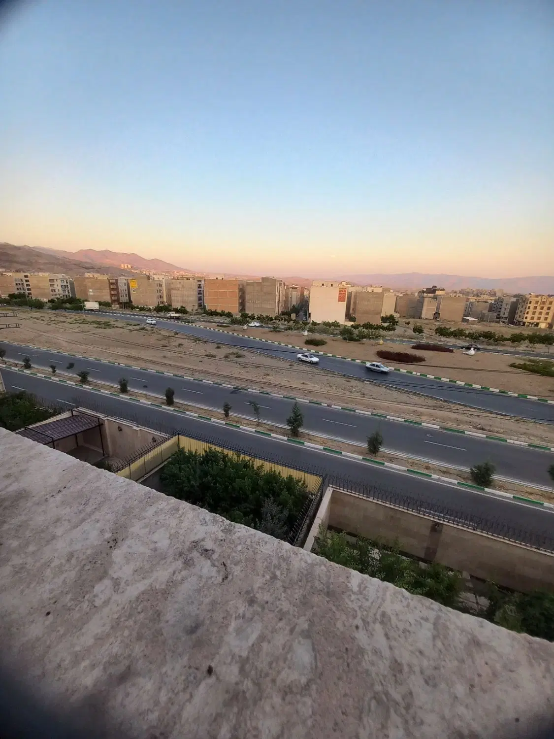 ۱۴۵ متر ۳خواب طبقه تک واحدی فاز ۴ مسکن اهورا