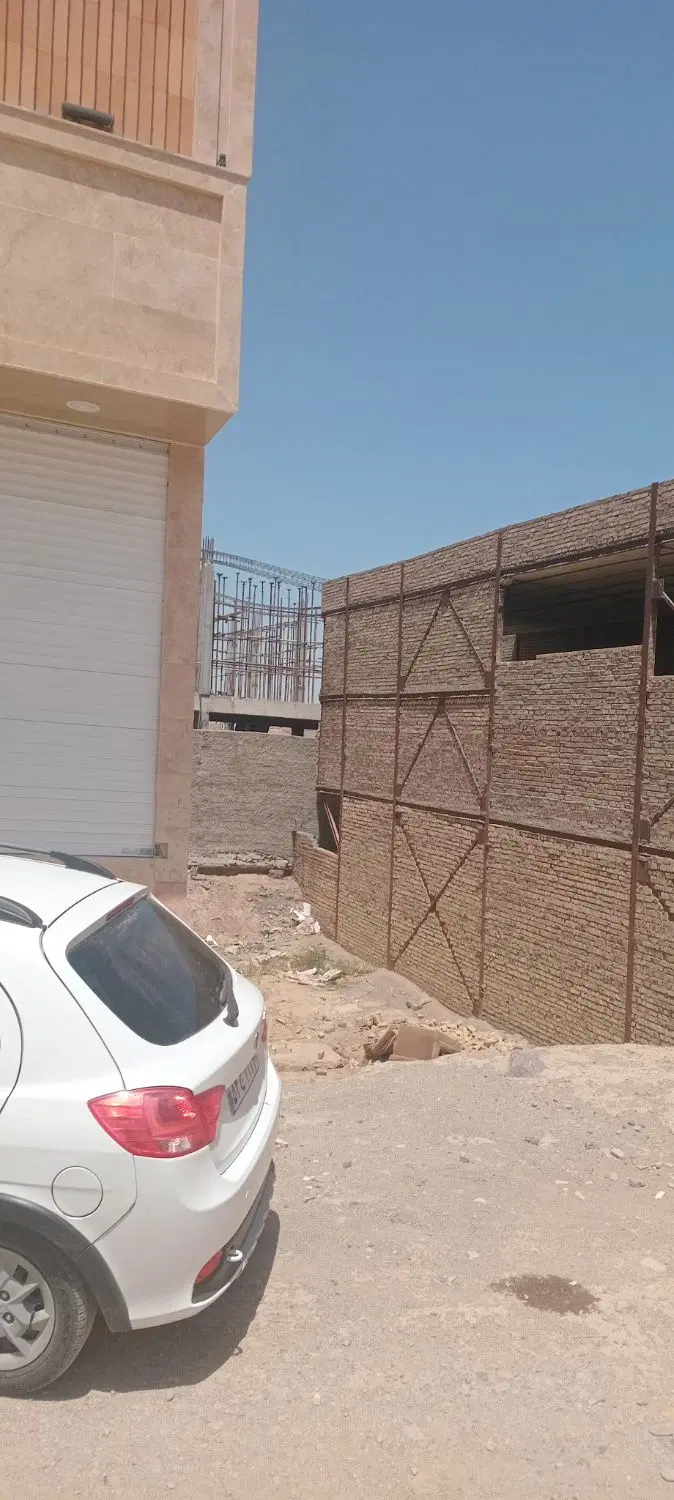 زمین ۲۵۰متر گودبرداری شده
