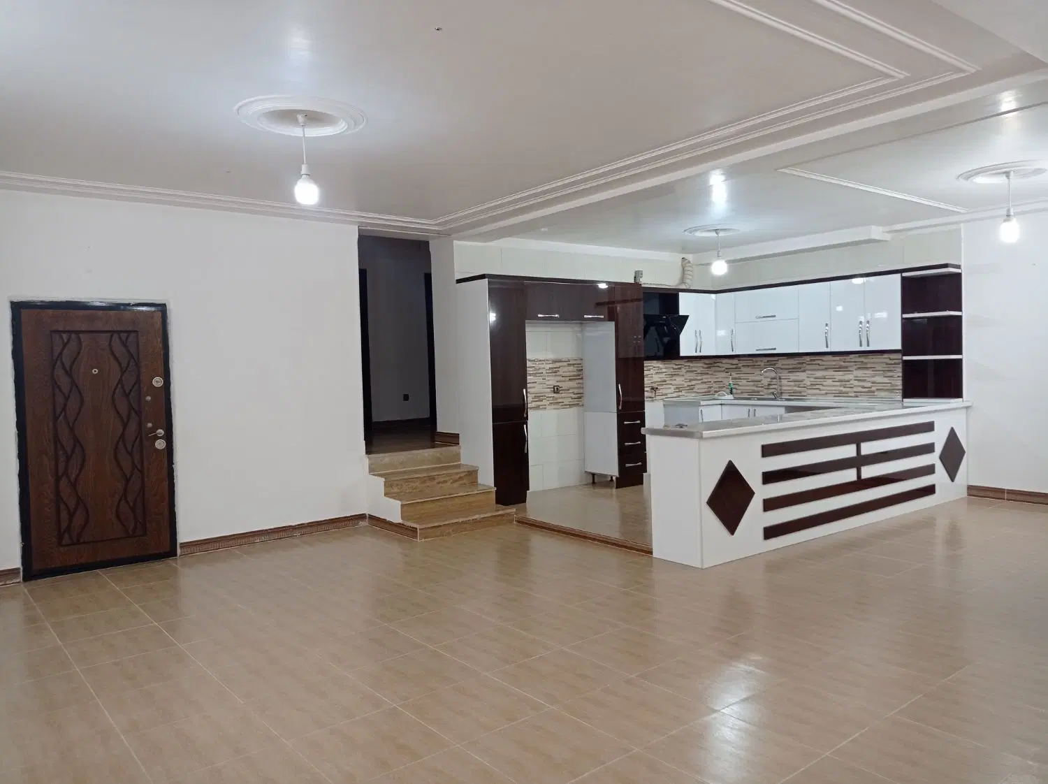 ویلایی سه خواب ۱۷۰ متر