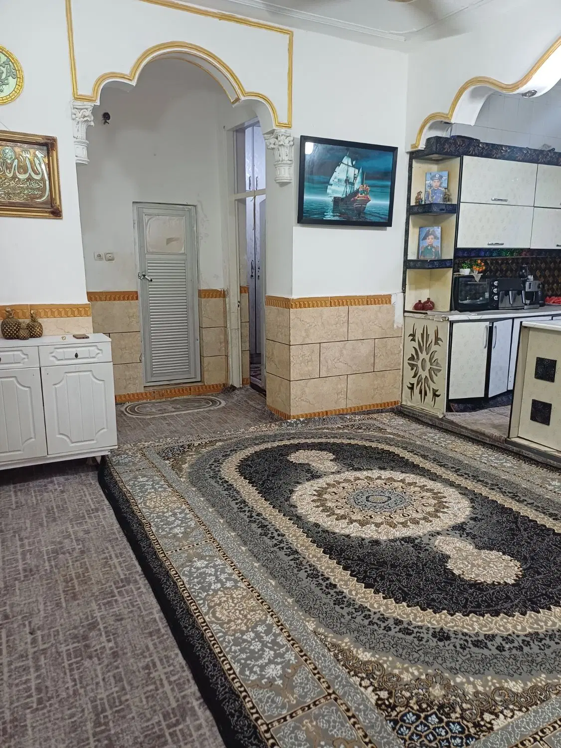 ویلایی شیک  دوطبقه همراه بامغازه