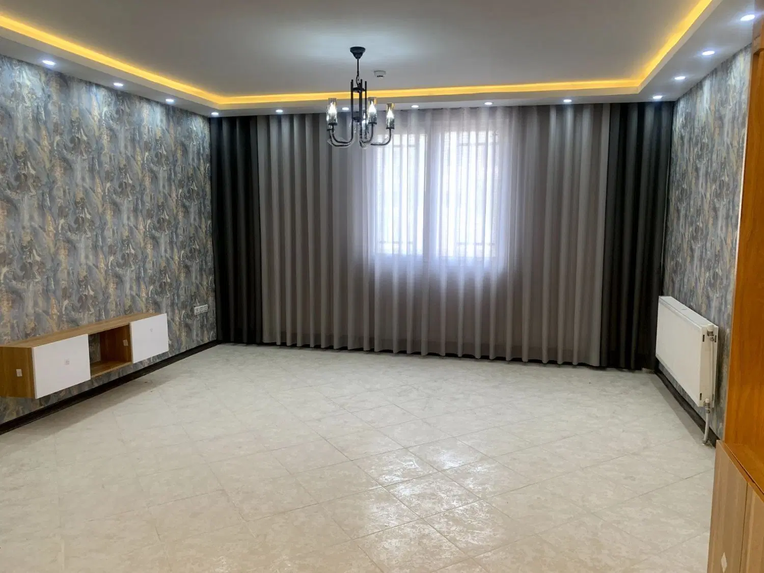 واحد تکمیل شیک و لاکچری