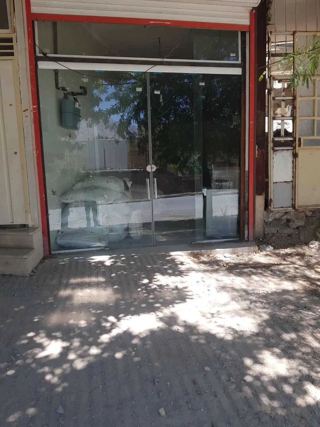 یک باب مغازه ۵۵متری خ آبشاران