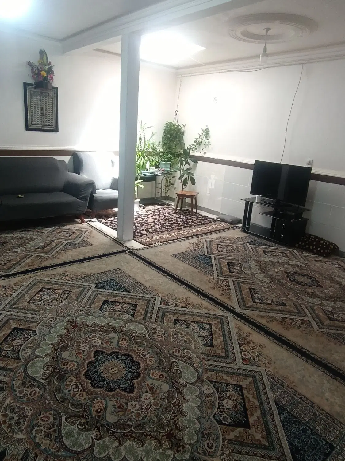خانه با مغازه کافی نتی بر  خیابان ۱۵ متری فوتبال