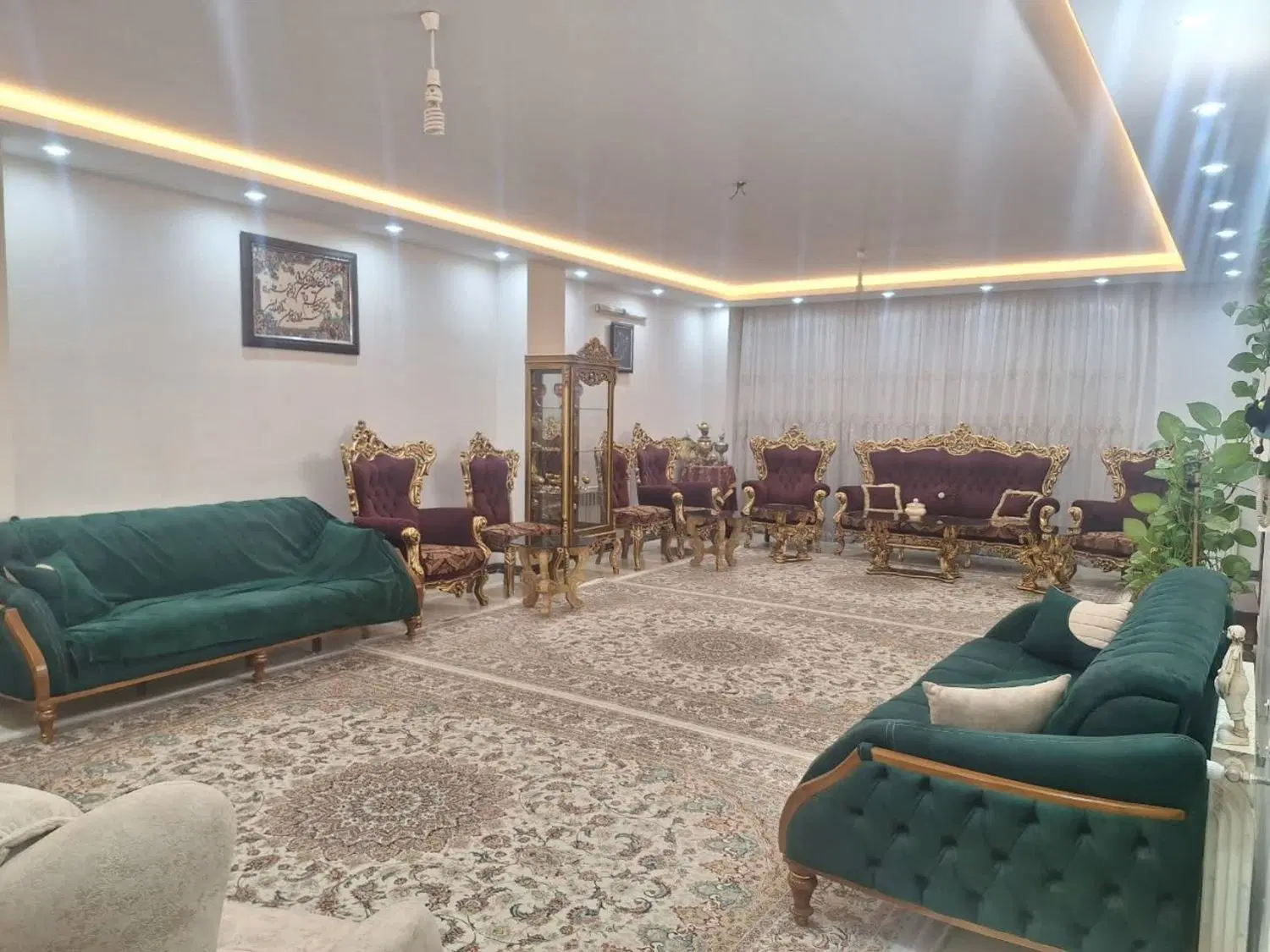 آپارتمان ۱۴۰ متری دو خوابه