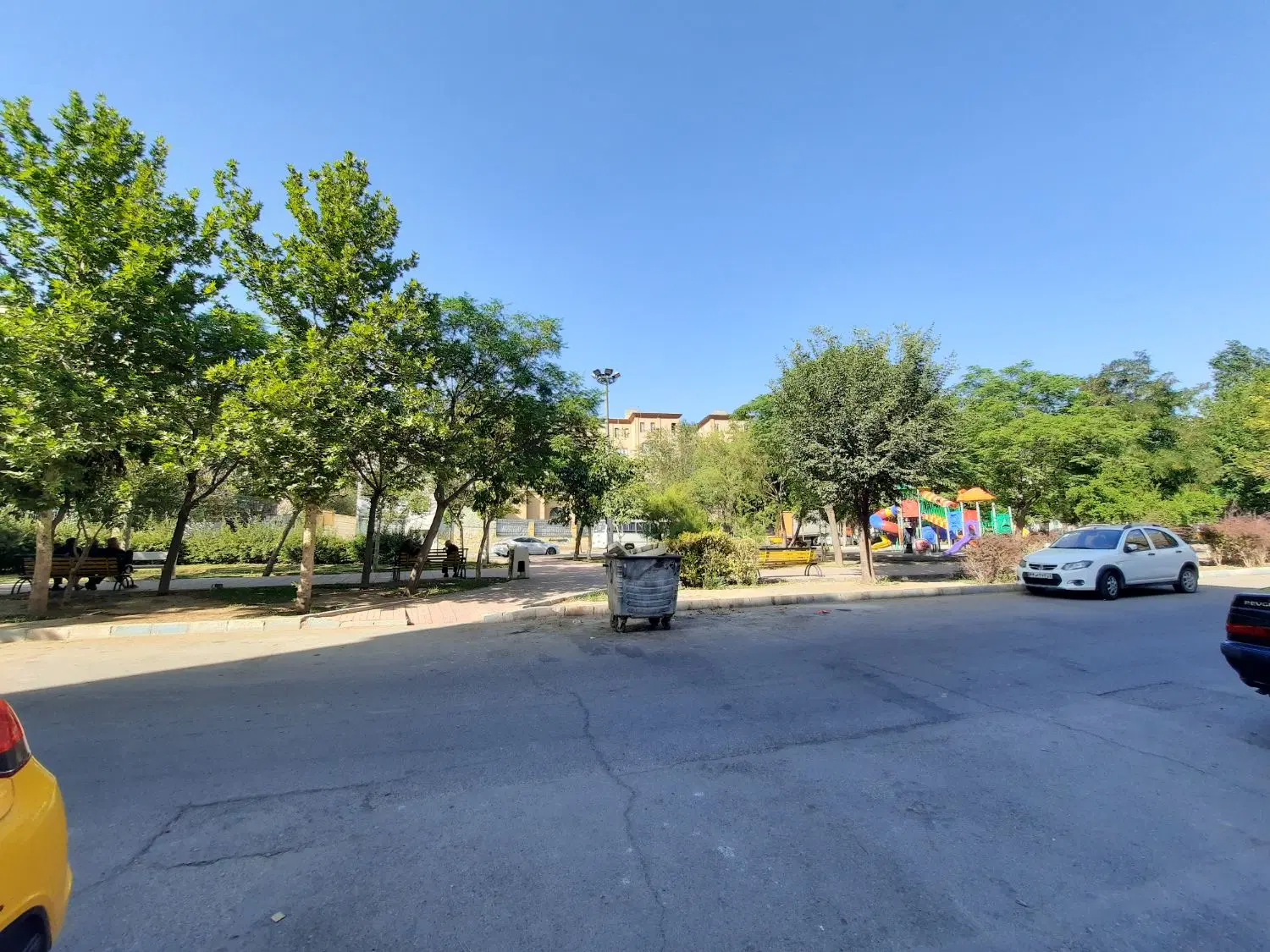 آپارتمان ۹۰ و ۱۱۰متر ۲خوابه   (مشرف به فضای سبز)