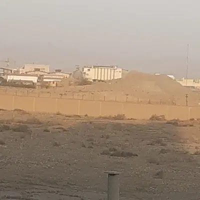 زمین مشاغل مزاحم