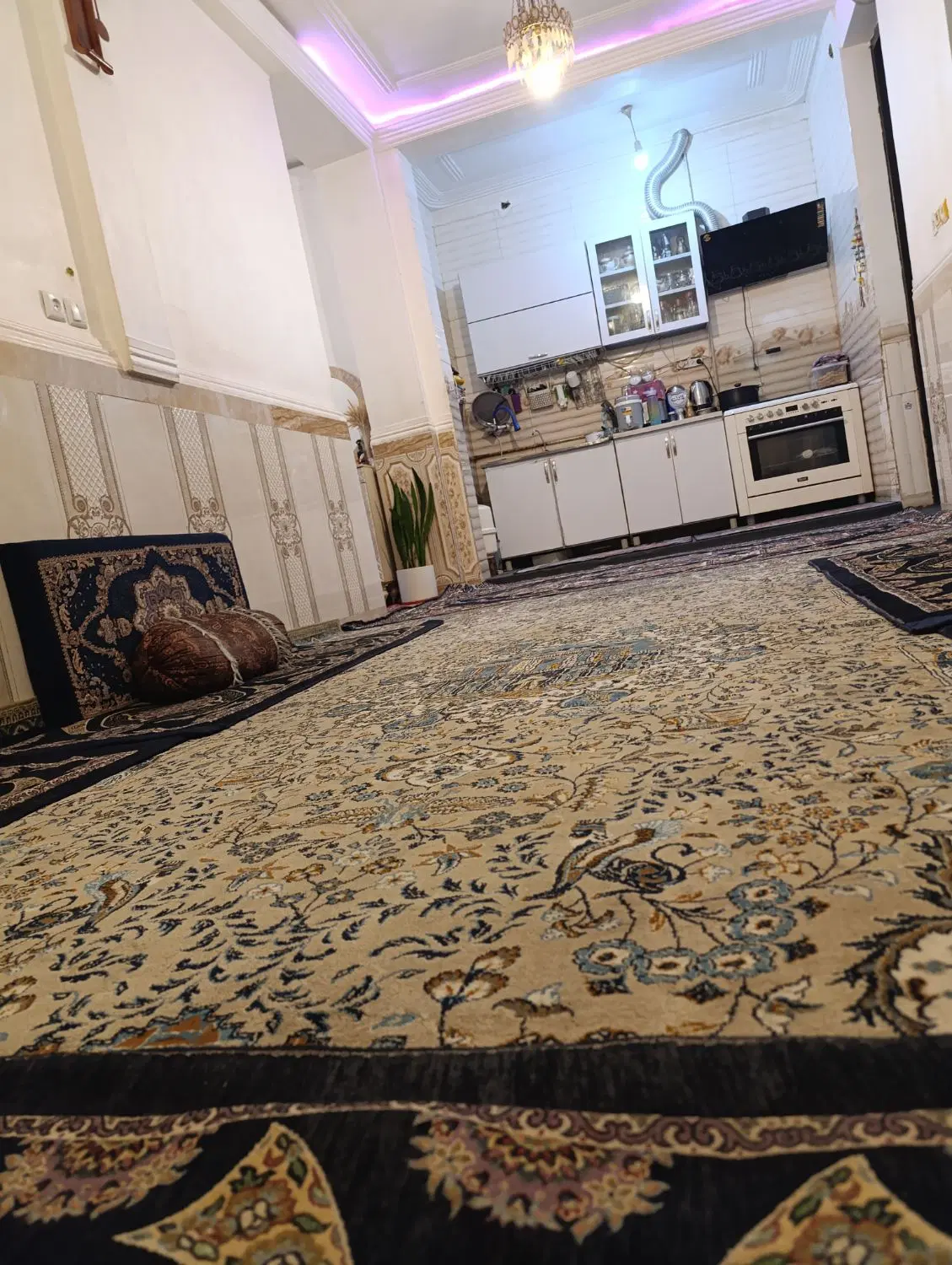 خانه ویلایی دو طبقه در یوسفی