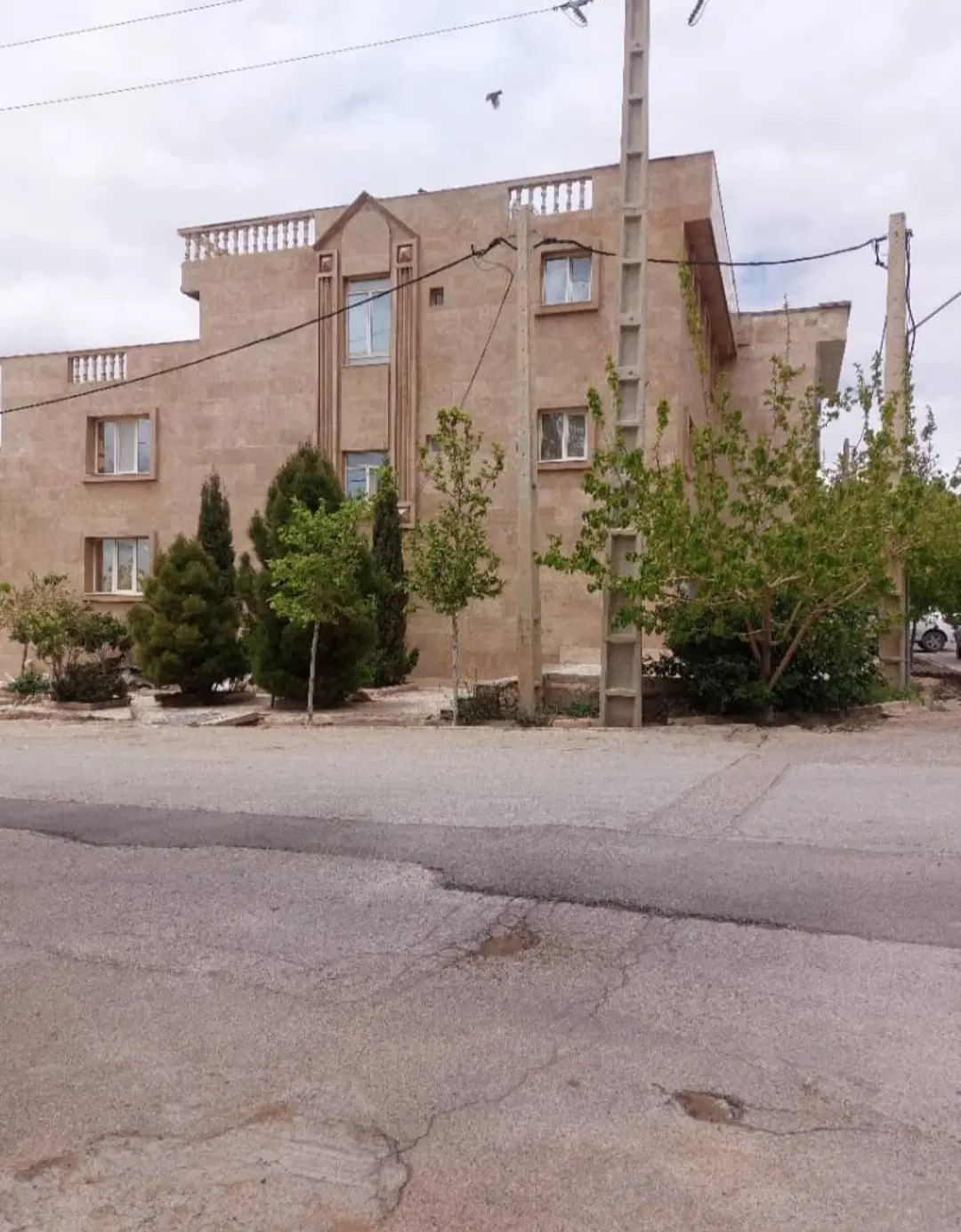 رهن و اجاره خانه دو طبقه