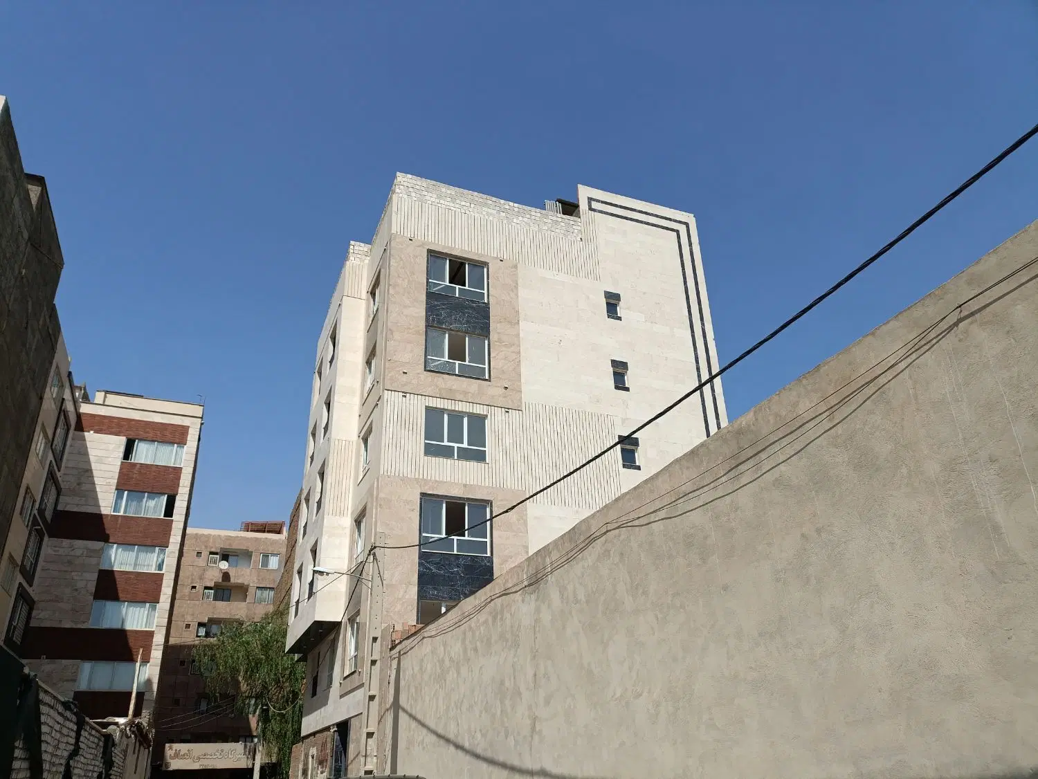 فروش آپارتمان نو ساز و آماده تحویل