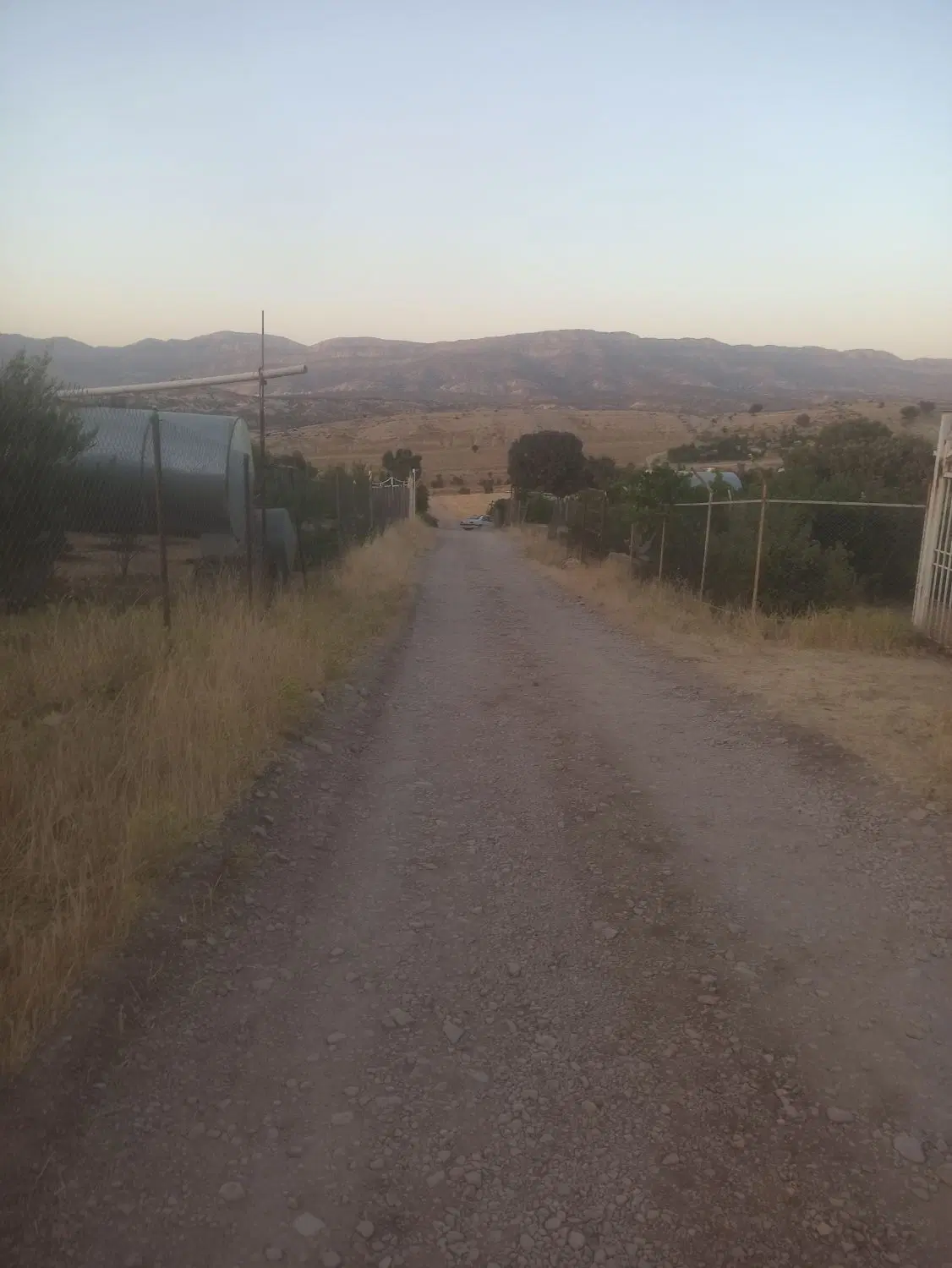 فروش ،یک قطعه زمین خونه باغی سرطاف متراژ ۱۰۰۰ متر