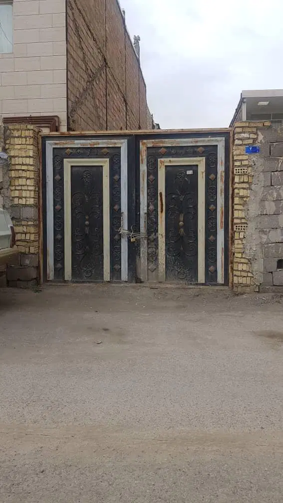 زمین کلنگی چاهشک