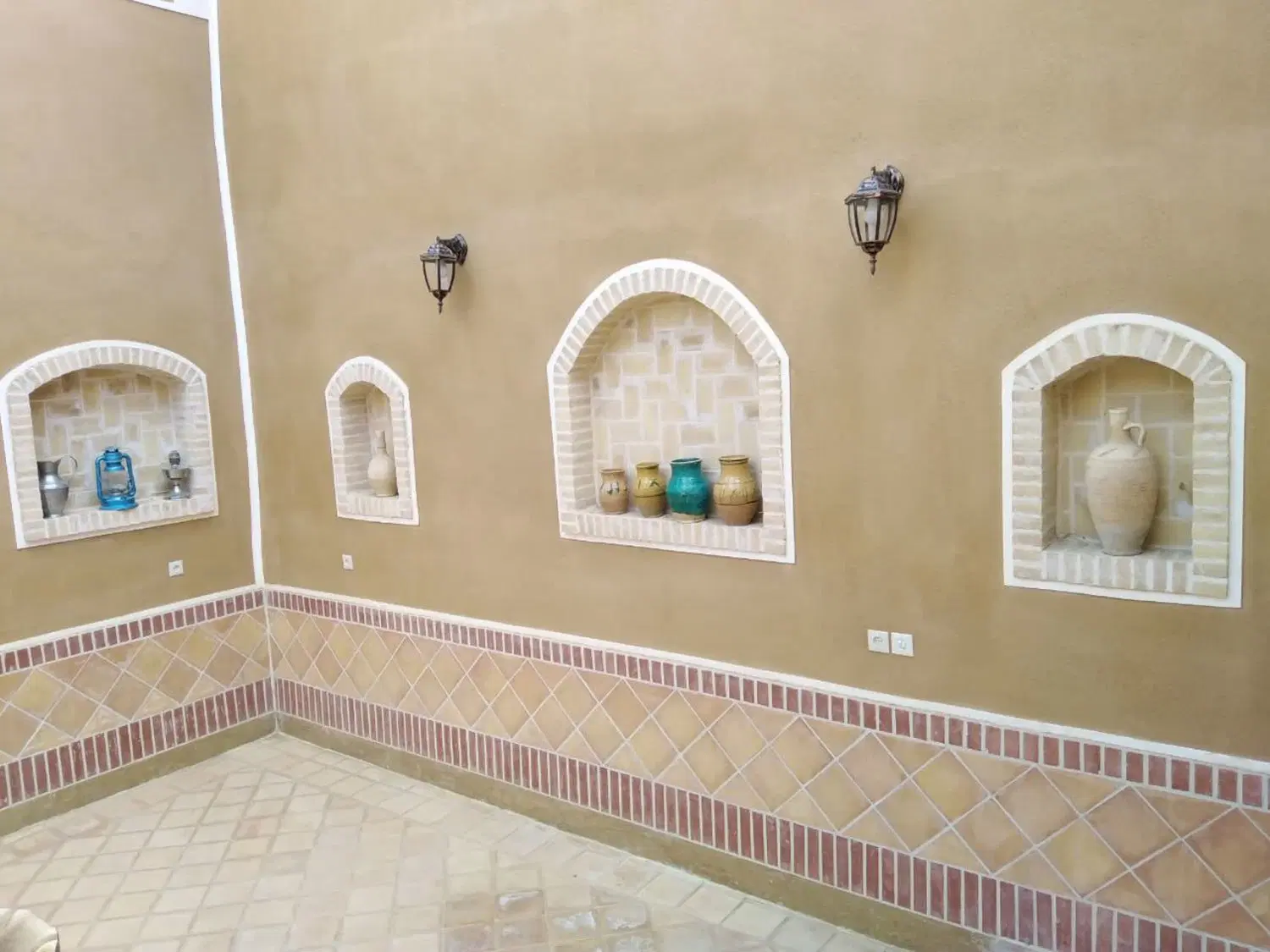 منزل دوطبقه سنتی